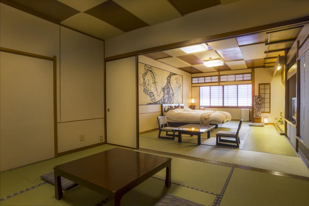 Kinosaki Onsen Hanakouji Saigetsu Тойока Екстериор снимка