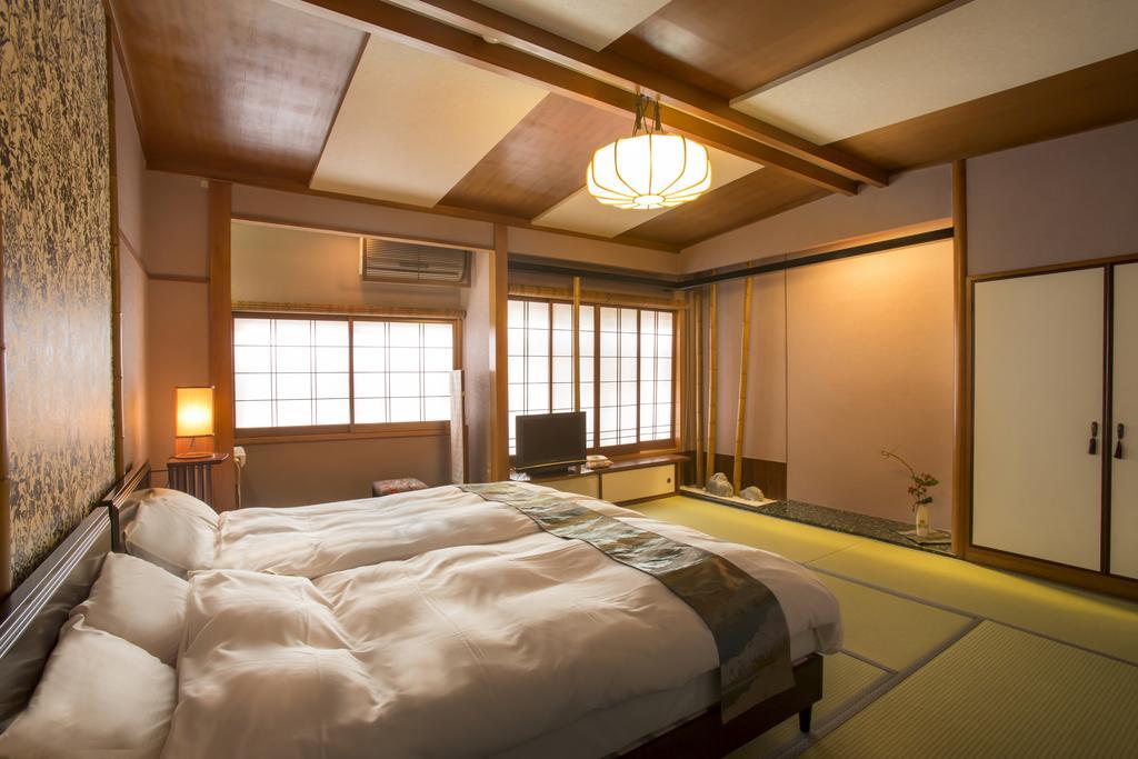 Kinosaki Onsen Hanakouji Saigetsu Тойока Екстериор снимка